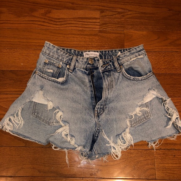 Zara Pants - Zara shorts